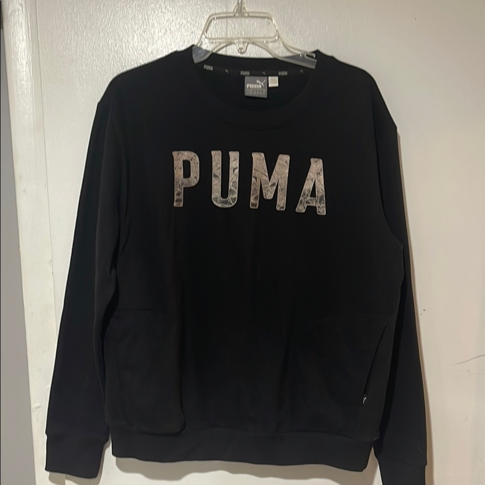 Puma Black Crewneck Sweatshirt, Lrg., pockets, EUC